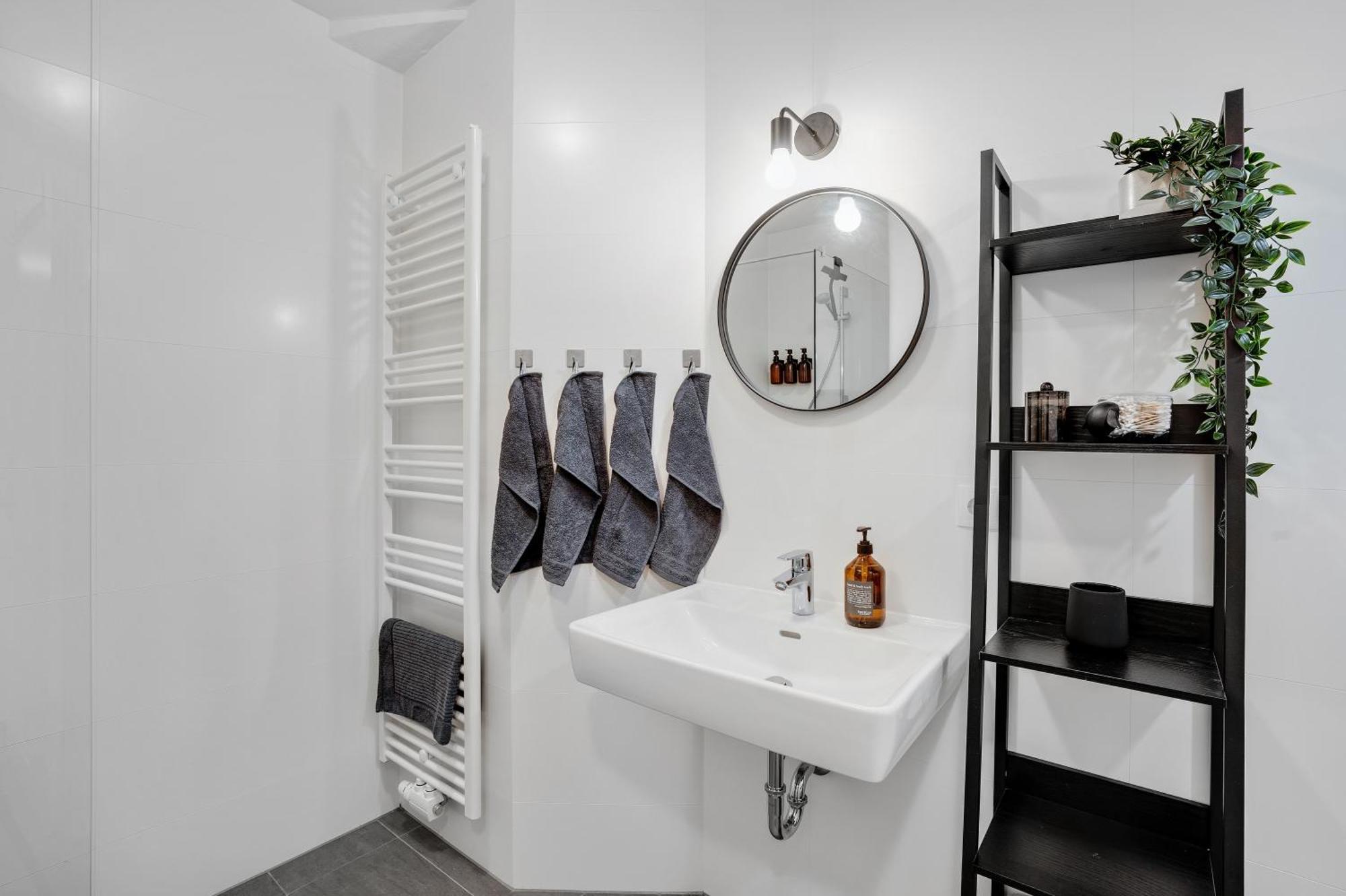 Apartment Emerald By Hero Homes - Erstklassige Lage Im Historischen Zentrum - Self-check-in